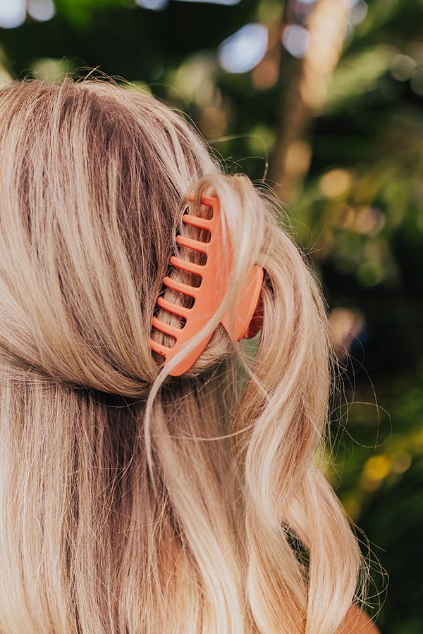 Beach Tripping Hair Claw Clip In Coral - Image 2
