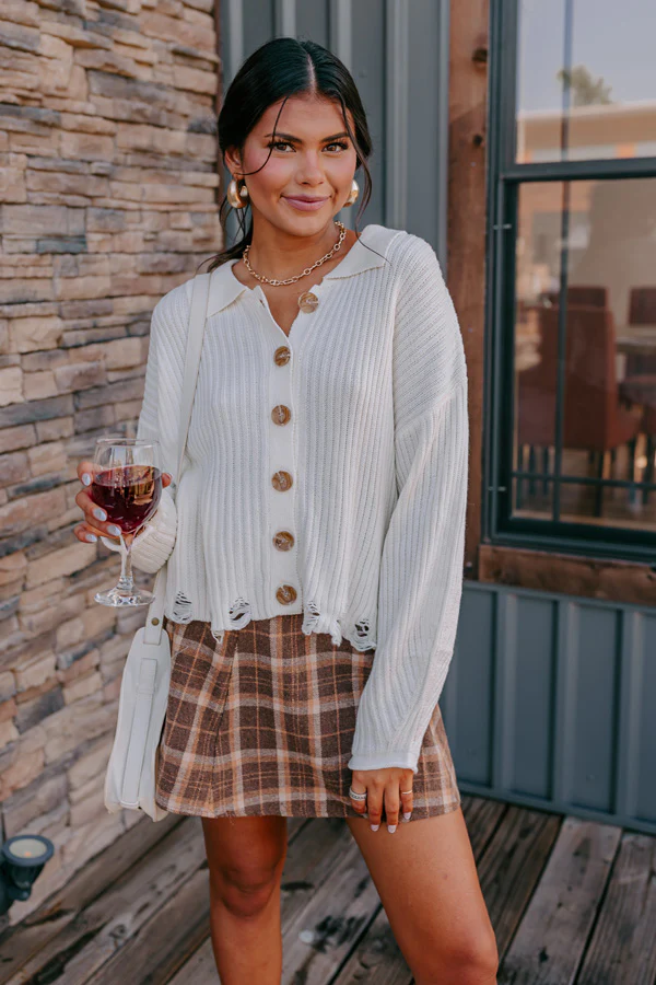 Best Version Distressed Sweater in Ivory - Image 6