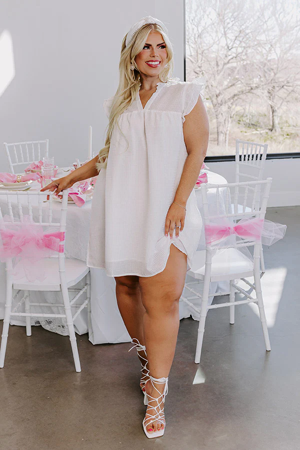 Casually Chic Shift Dress In White Curves - Image 5
