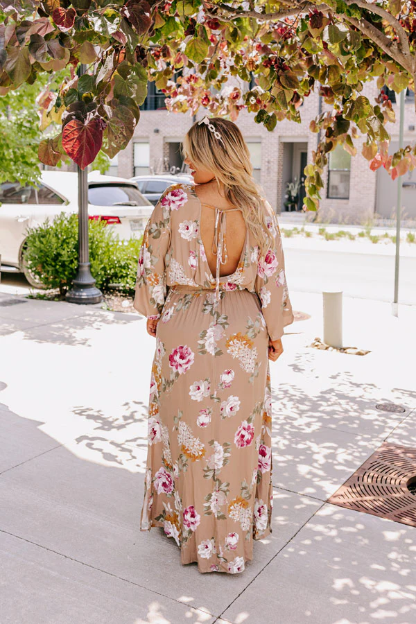 Change It Up Floral Maxi Curves - Image 6