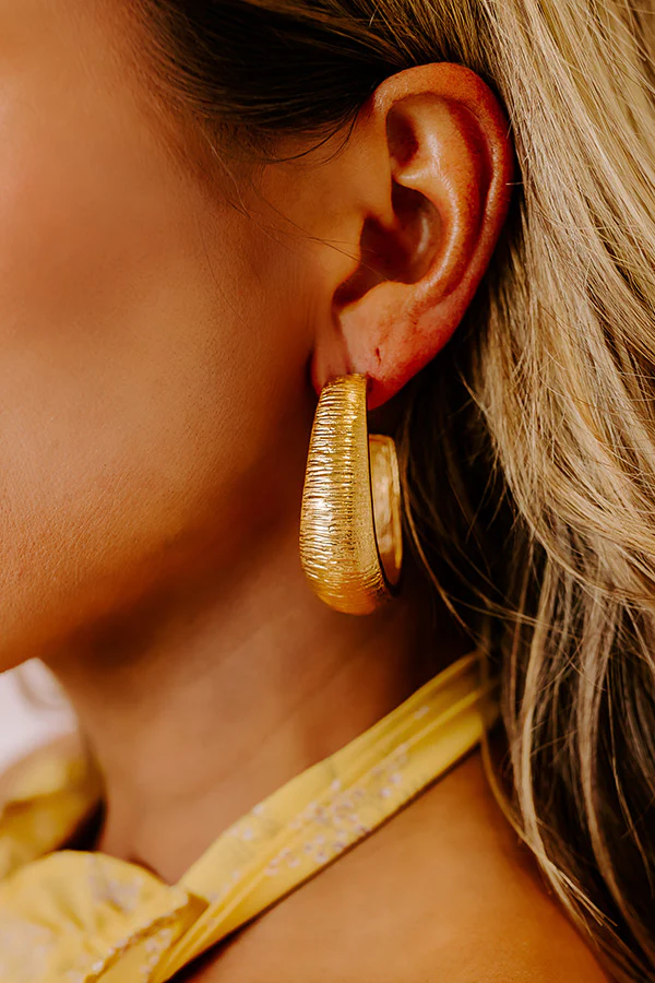 Desirable Destination Hoop Earrings - Image 4