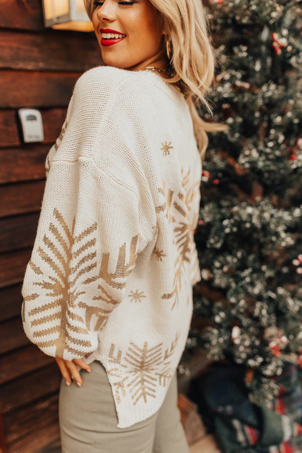 Falling Snowflakes Sweater In Cream Curves - Image 5