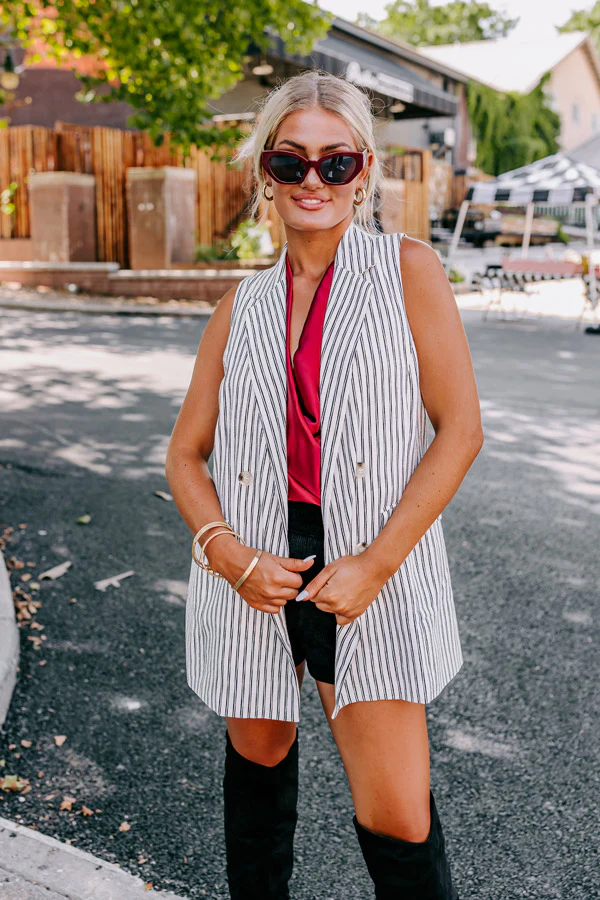 Grandest Moment Linen-Blend Vest - Image 8