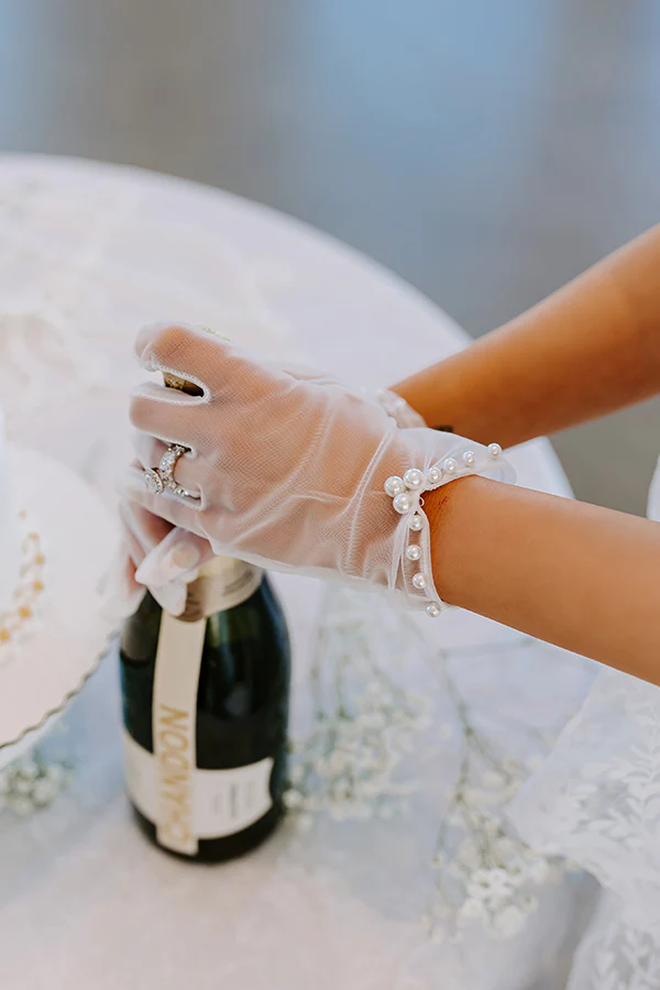 Heavenly Touch Mesh Gloves - Image 2