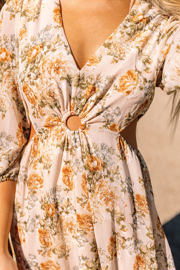 Just In Time Floral Cut Out Midi In Cream - Image 4