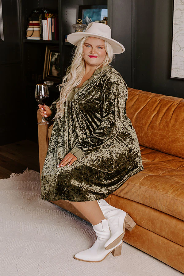 Midnight Kiss Velvet Mini Dress In Army Green Curves - Image 4