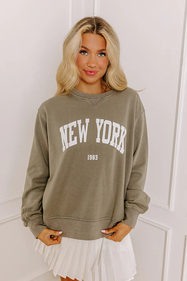 New York Graphic Sweatshirt - Image 2