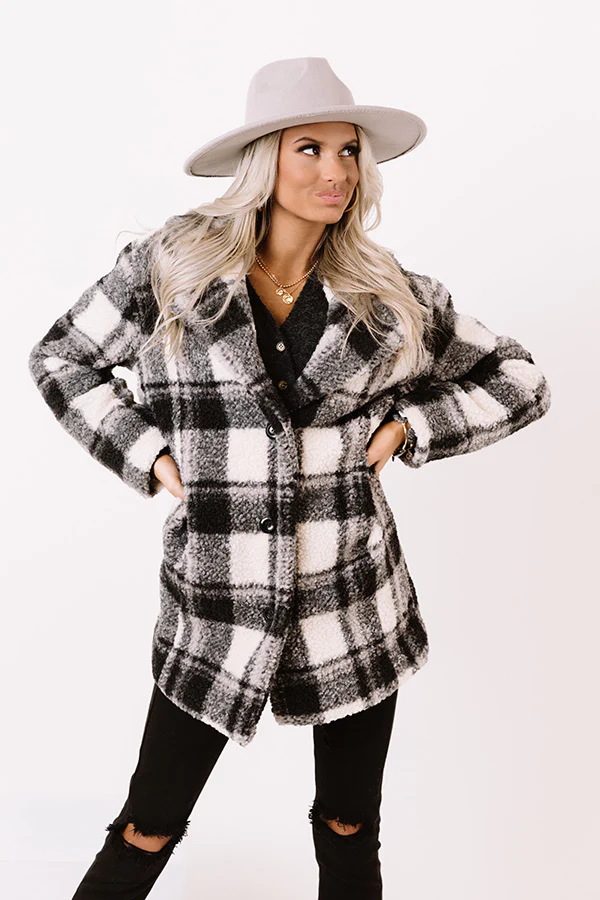Park City Snow Sherpa Coat In Black - Image 3
