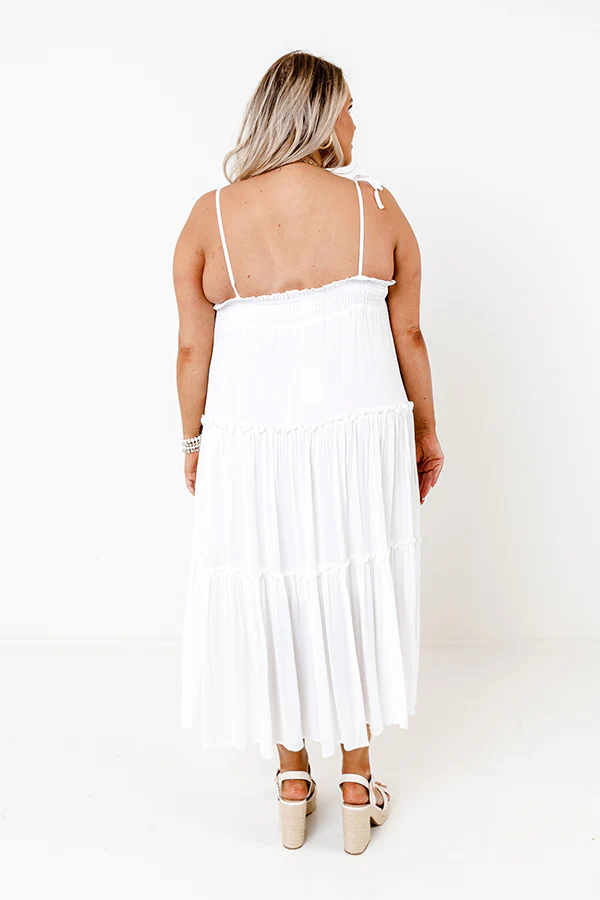 Poolside Dip Midi In White Curves - Image 5