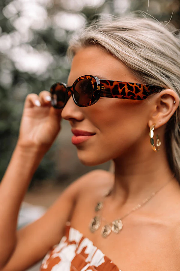 Resort Fling Sunnies In Tortoiseshell - Image 2