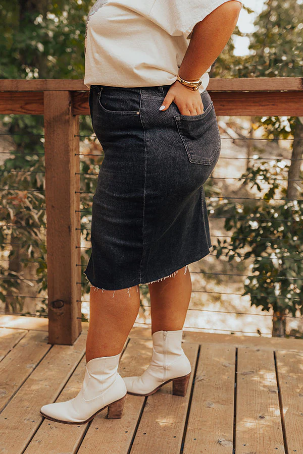 Risen The Grace Denim Skirt in Black Curves - Image 3