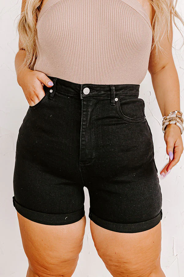 Risen The Lilliana High Waist Shorts Curves - Image 5