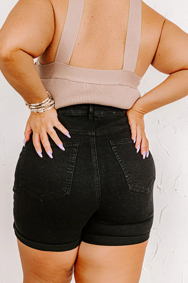 Risen The Lilliana High Waist Shorts Curves - Image 7
