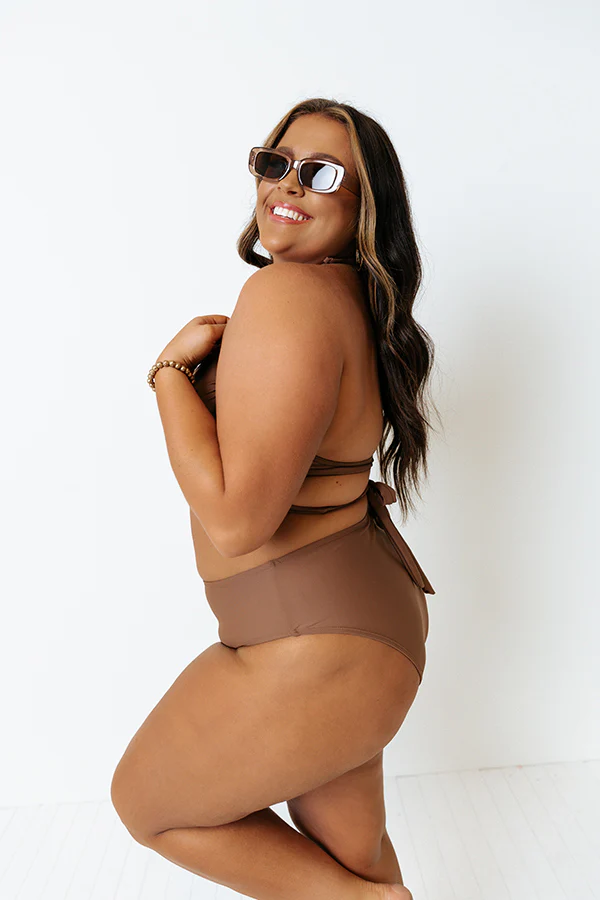 Sandy Seaside High Waist Bikini Bottom in Chocolate Curves - Image 6