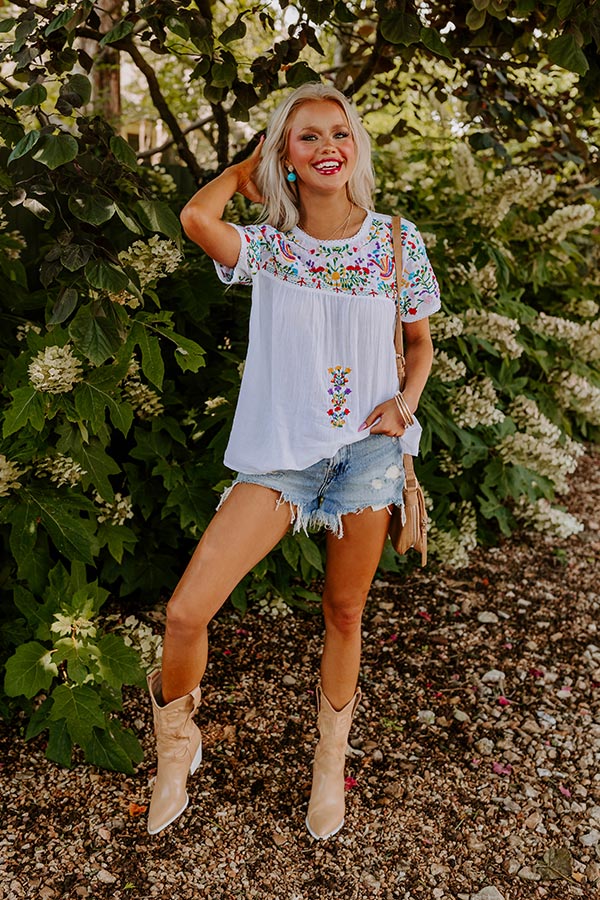 SanFran Sunshine Embroidered Top In White - Image 4