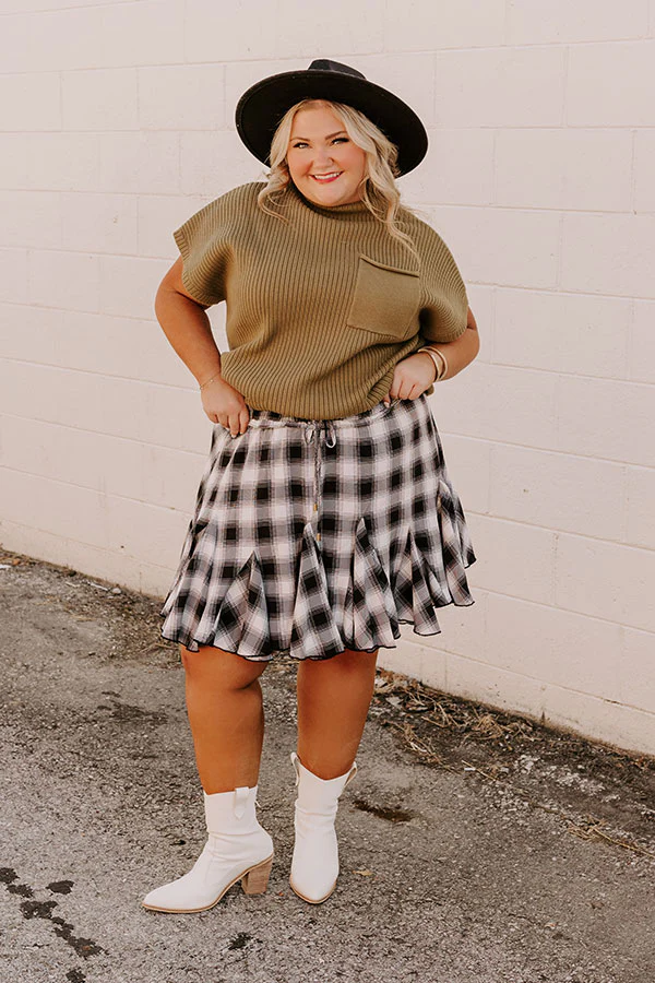 Small Town Holiday Skirt In Black Curves - Image 5