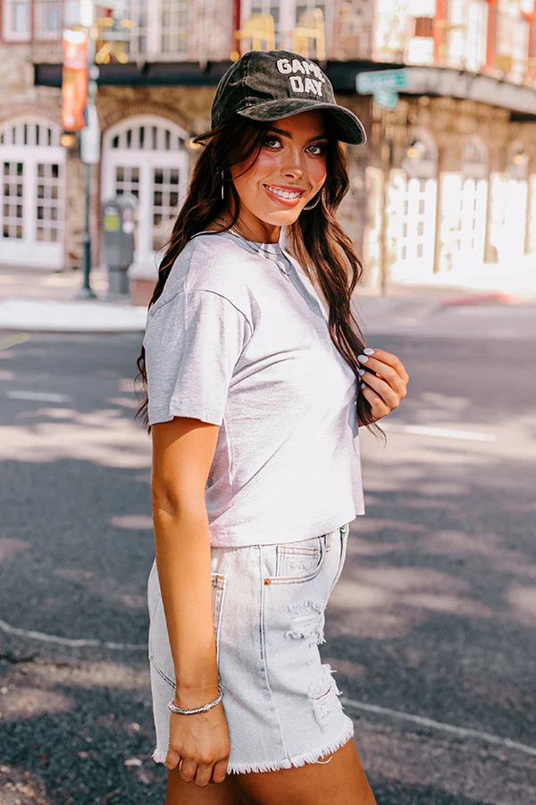 Sophisticated Stroll Tee In Grey - Image 5
