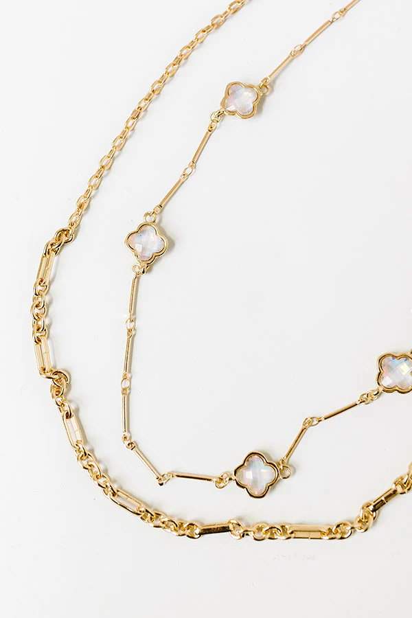 Spotlight Delight Layered Necklace - Image 3