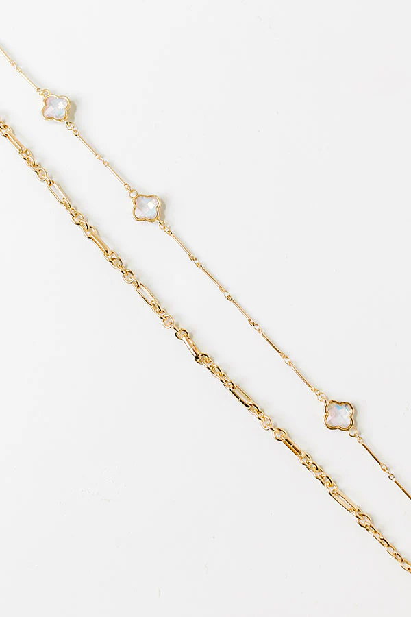 Spotlight Delight Layered Necklace - Image 4