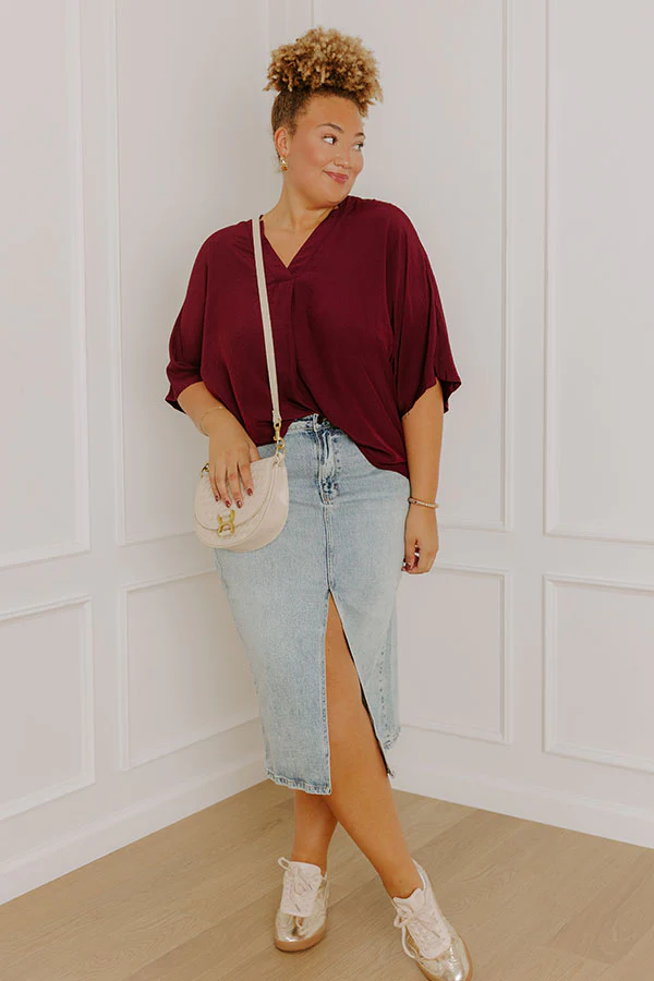 Stay And Chat Shift Top in Maroon Curves