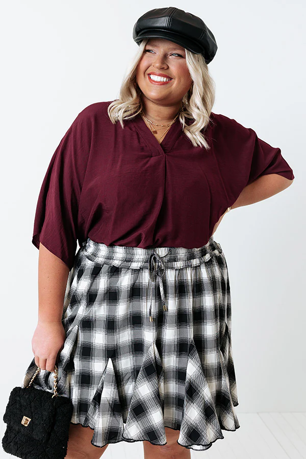 Stay And Chat Shift Top in Maroon Curves - Image 6