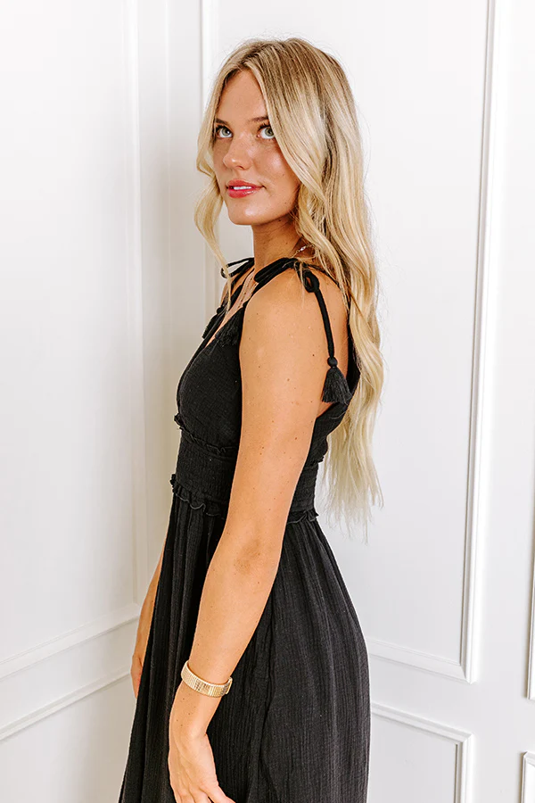 Sweet And Casual Midi in Black - Image 3