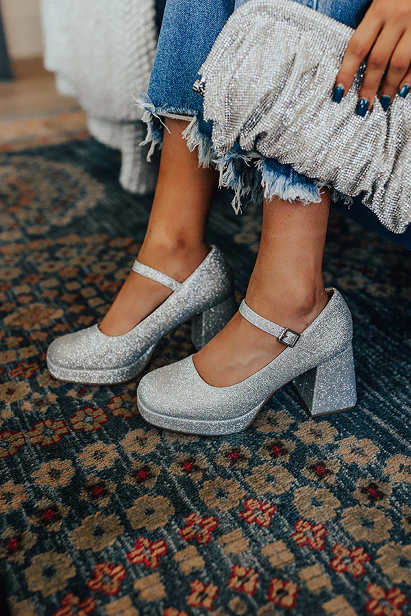 The Alaia Glitter Heel In Silver