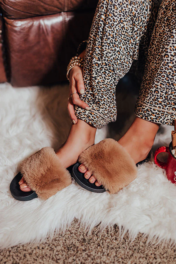The Lila Plush Slipper In Iced Latte - Image 3