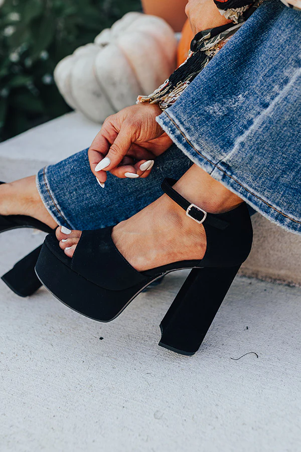 The Reagan Faux Suede Platform Heel In Black - Image 4