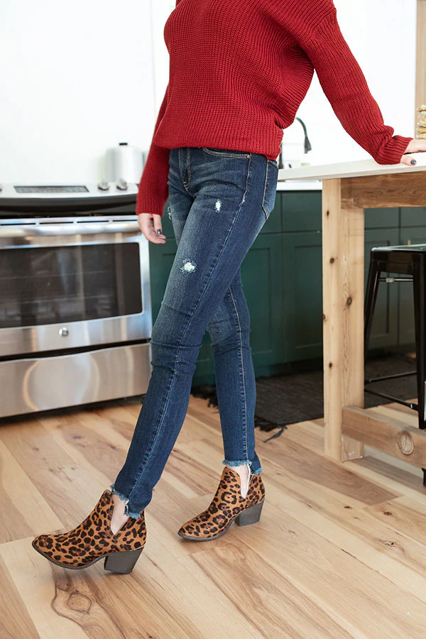 The Tia Midrise Relaxed Skinny - Image 5
