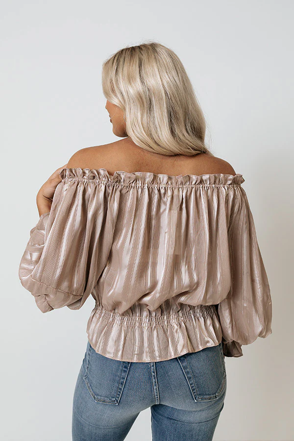 Trend Forecast Off Shoulder Top - Image 10