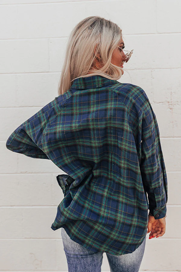 Wait List Plaid Top In Green - Image 10