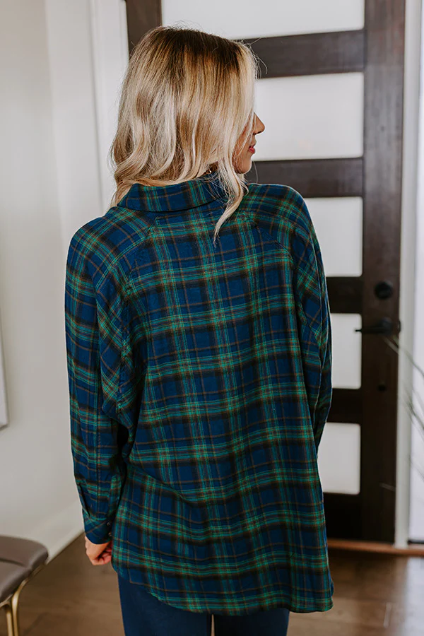 Wait List Plaid Top In Green - Image 3