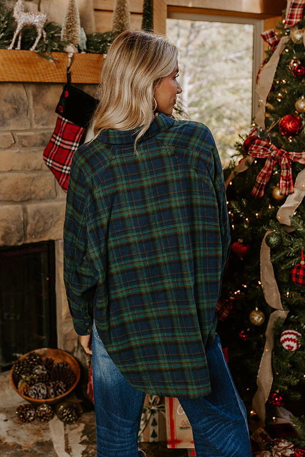 Wait List Plaid Top In Green - Image 6
